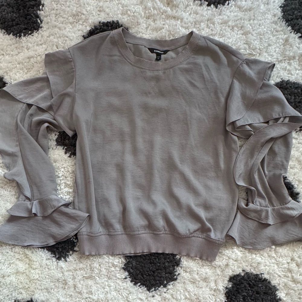 Silky Silvery gray top
